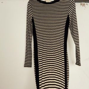 Striped dress with slit on side